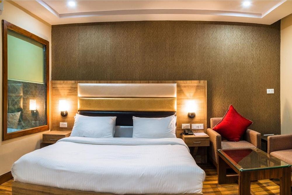 Hotel Inclover-A Peaceful Retreat Дармсала Экстерьер фото