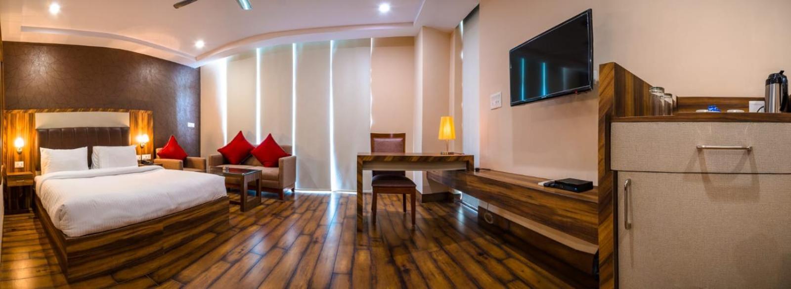 Hotel Inclover-A Peaceful Retreat Дармсала Экстерьер фото