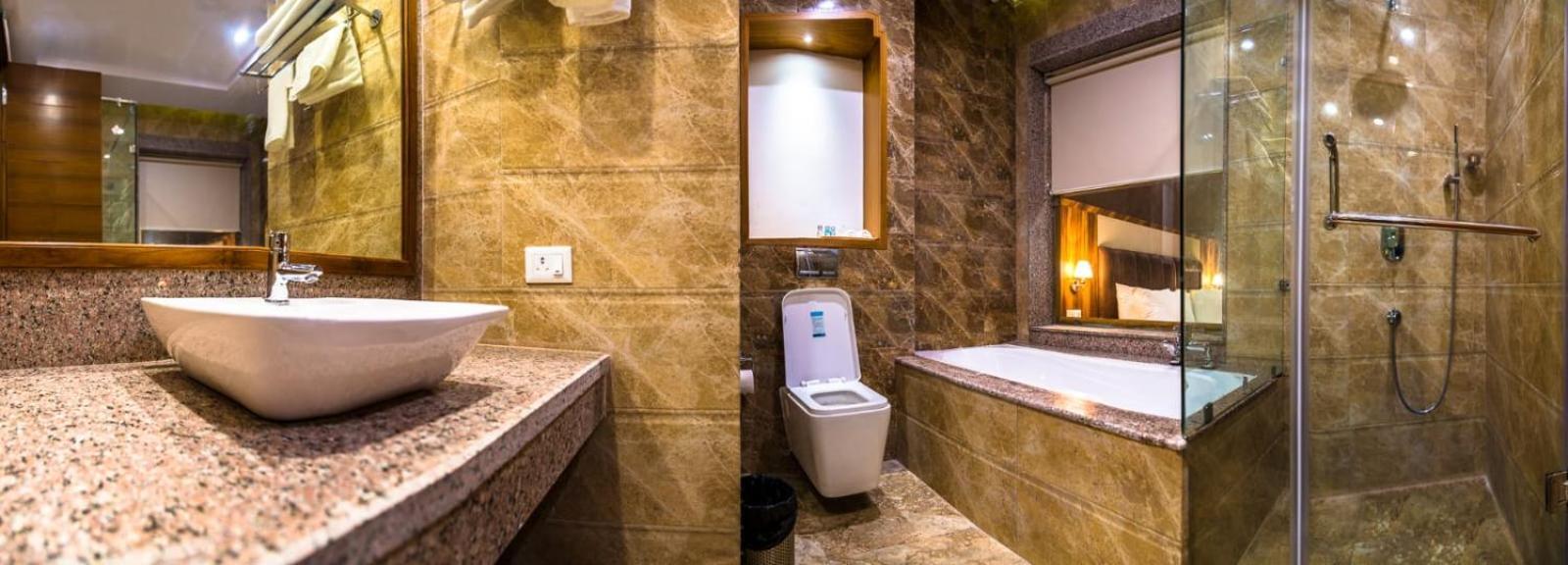 Hotel Inclover-A Peaceful Retreat Дармсала Экстерьер фото