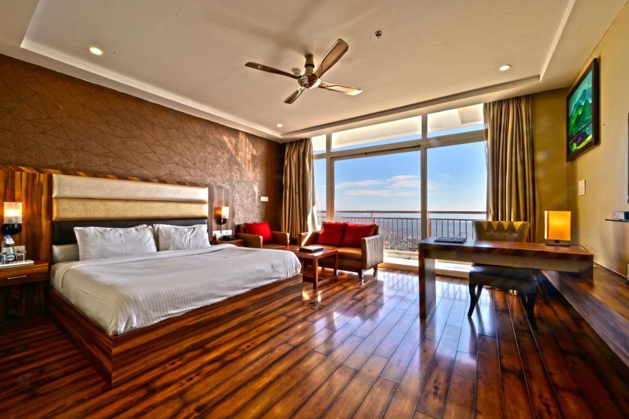 Hotel Inclover-A Peaceful Retreat Дармсала Экстерьер фото